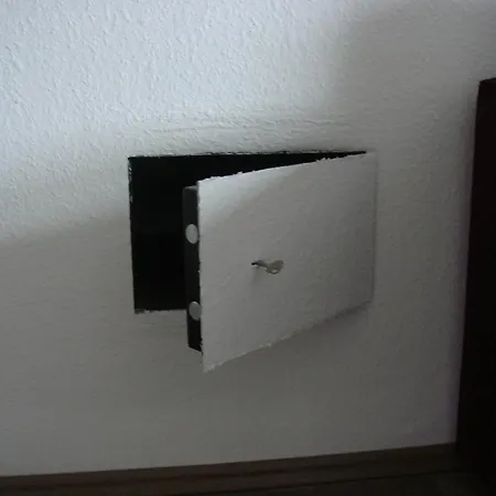 Ferien- Messewohnung Naehe Koeln-messe Flughafen Bonn アパート