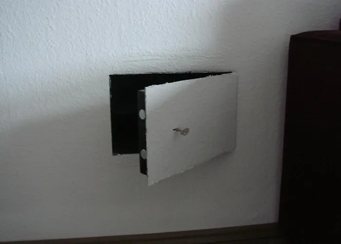 Ferien- Messewohnung Naehe Koeln-messe Flughafen Bonn Appartamento